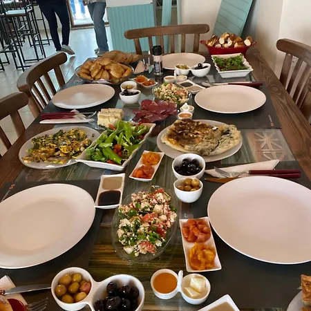 Ayvalik'taki Eviniz Айвалык